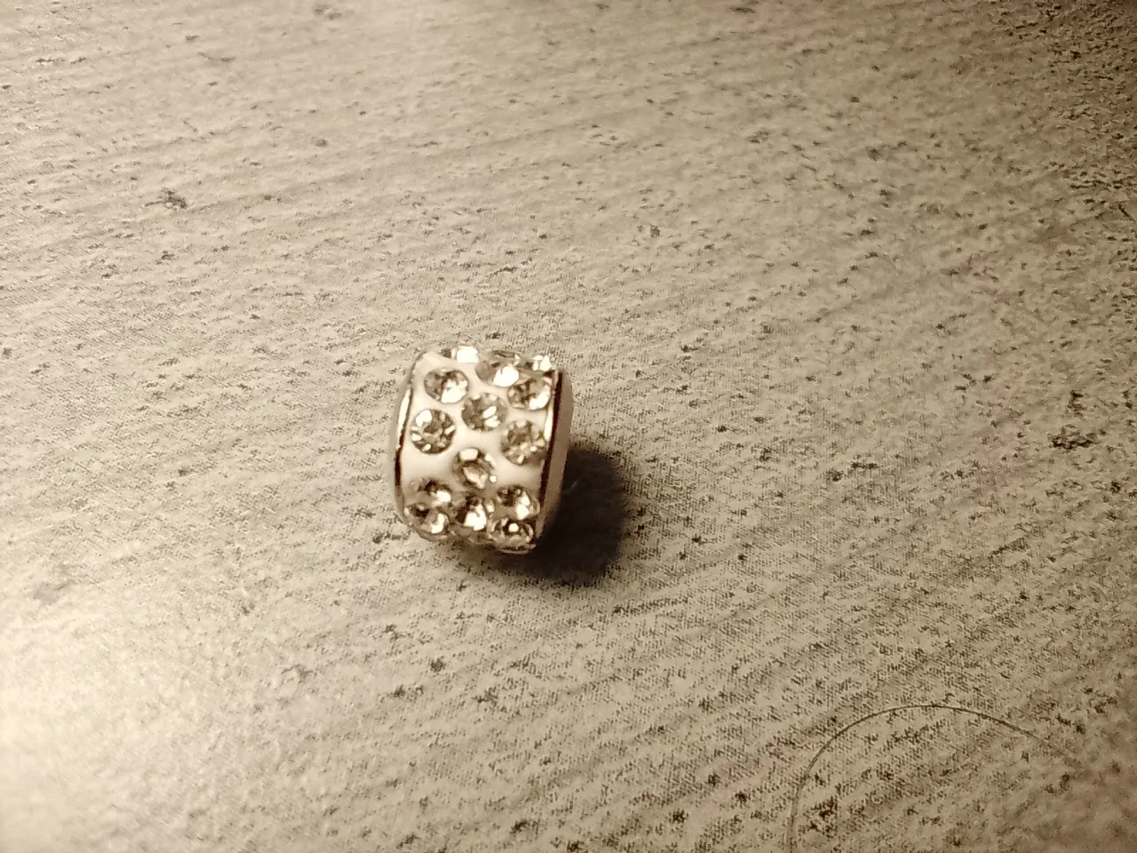 ZTE Blade V40 Design - Macro