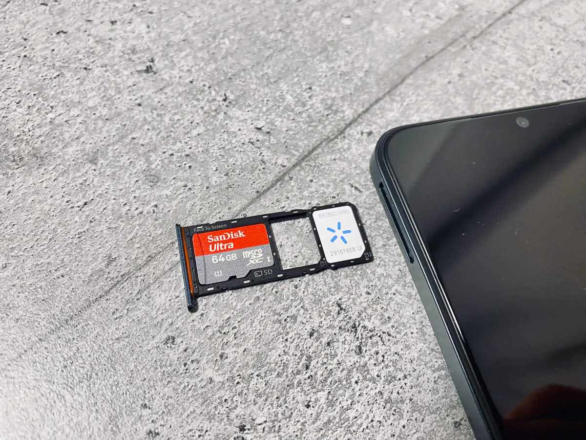 ZTE Blade V40 Design