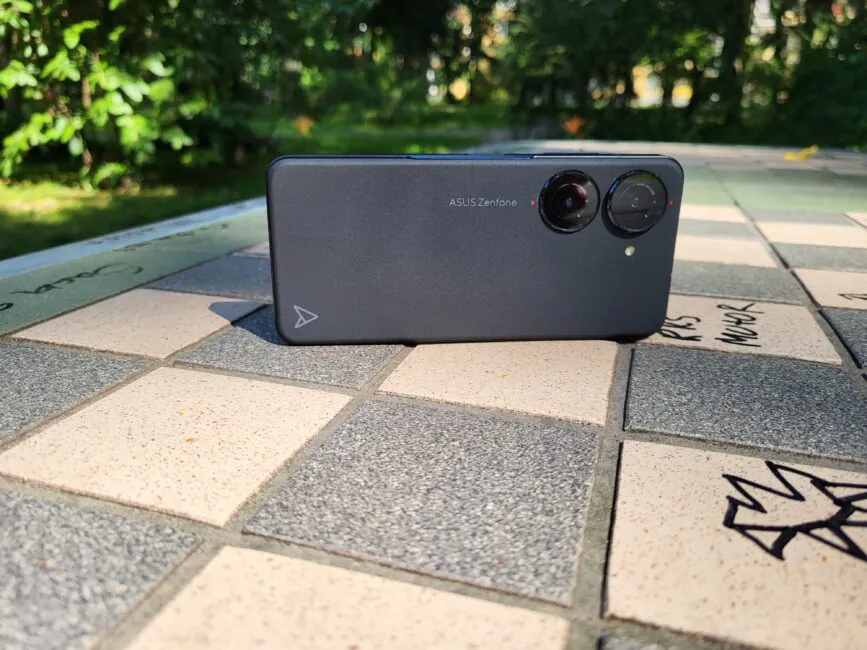 Asus Zenfone 10