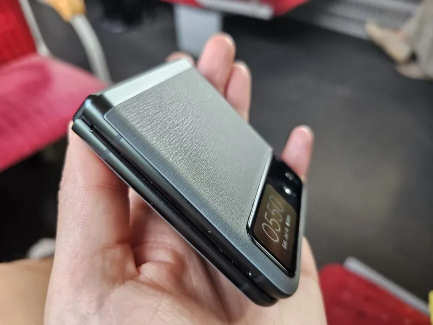 Motorola razr 40