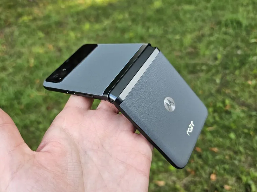 Motorola razr 40