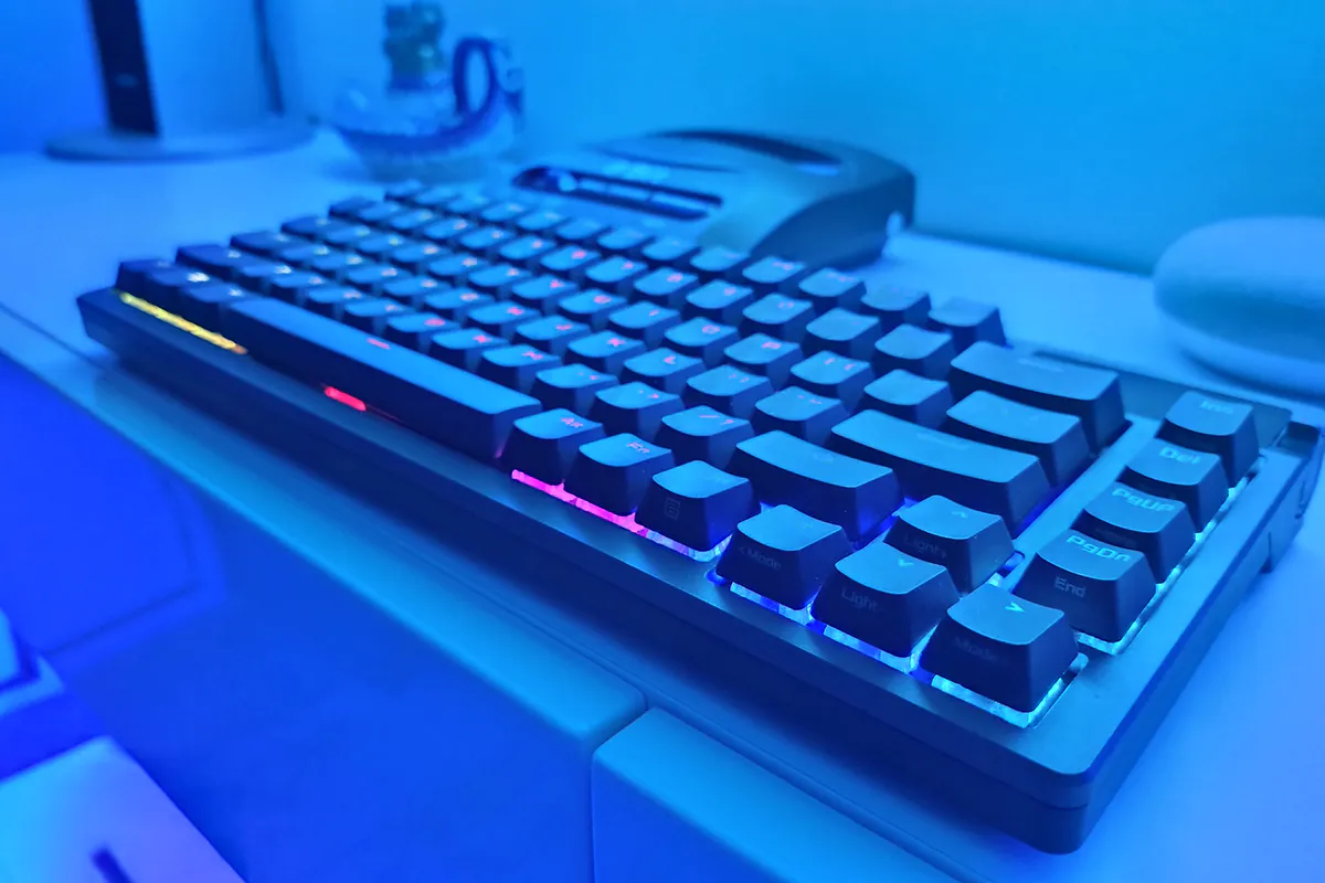 Test de l'Asus ROG Azoth : notre avis sur ce clavier gamer