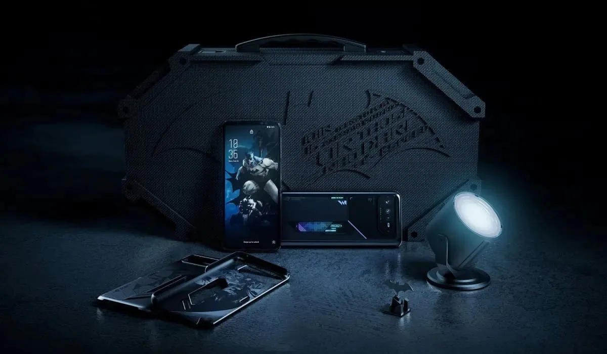 ASUS ROG Phone 6 Batman Edition