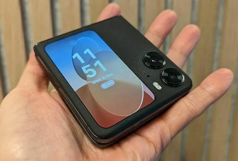 OPPO – Find N2 Flip