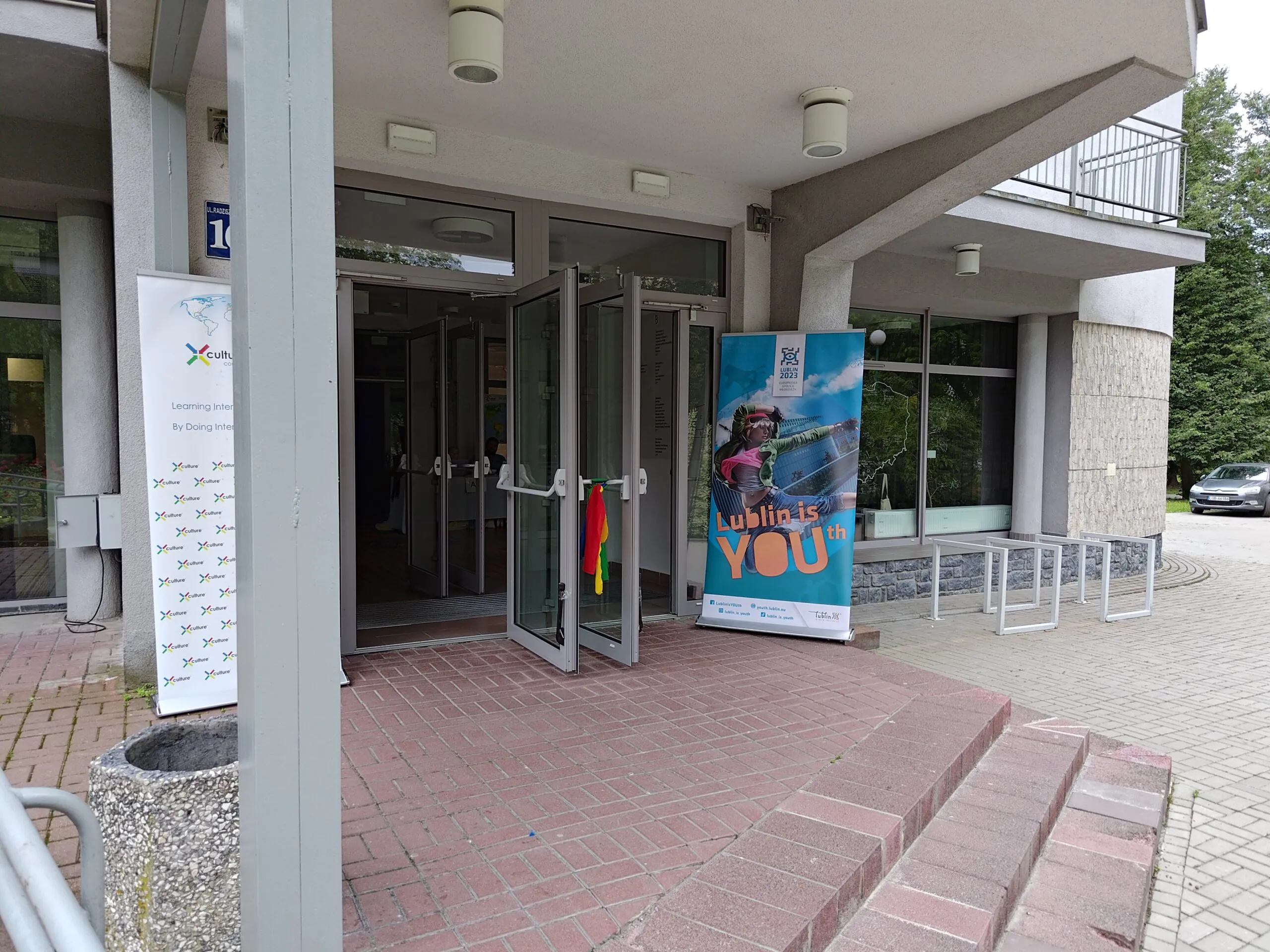 Asus Zenfone 10 photo
