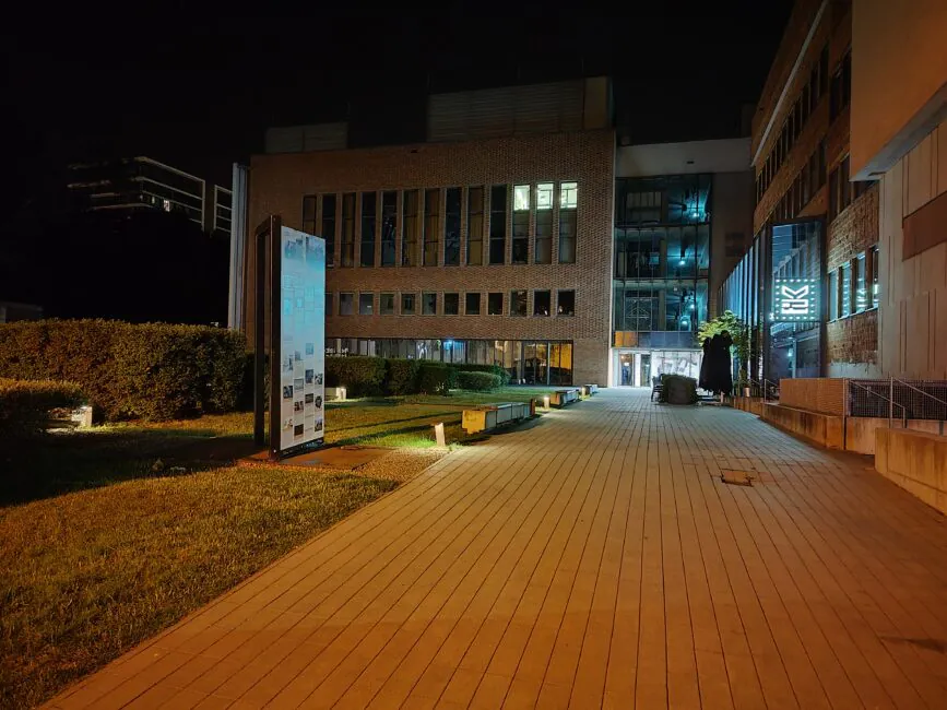 Asus Zenfone 10 photo