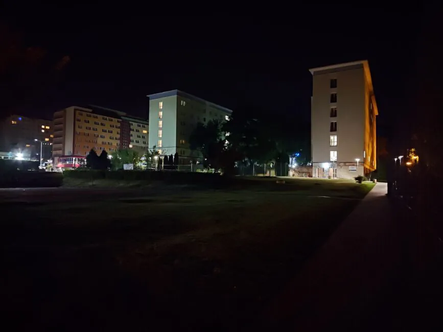 Asus Zenfone 10 photo