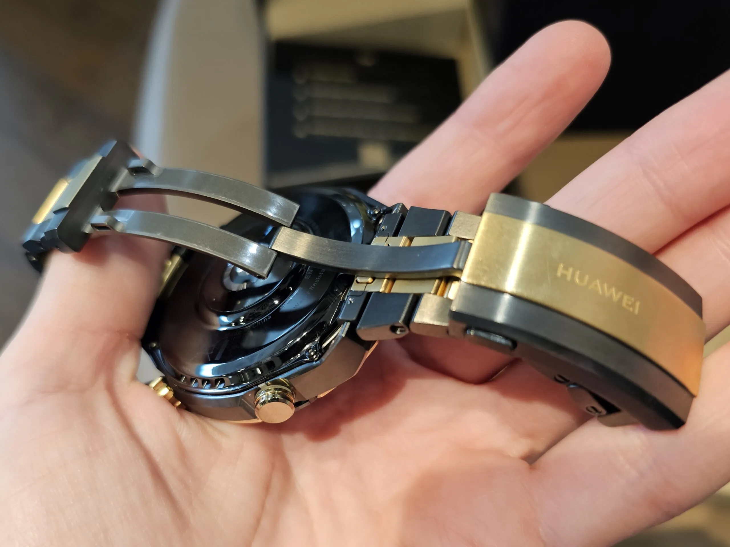 Huawei Watch Ultimate Design