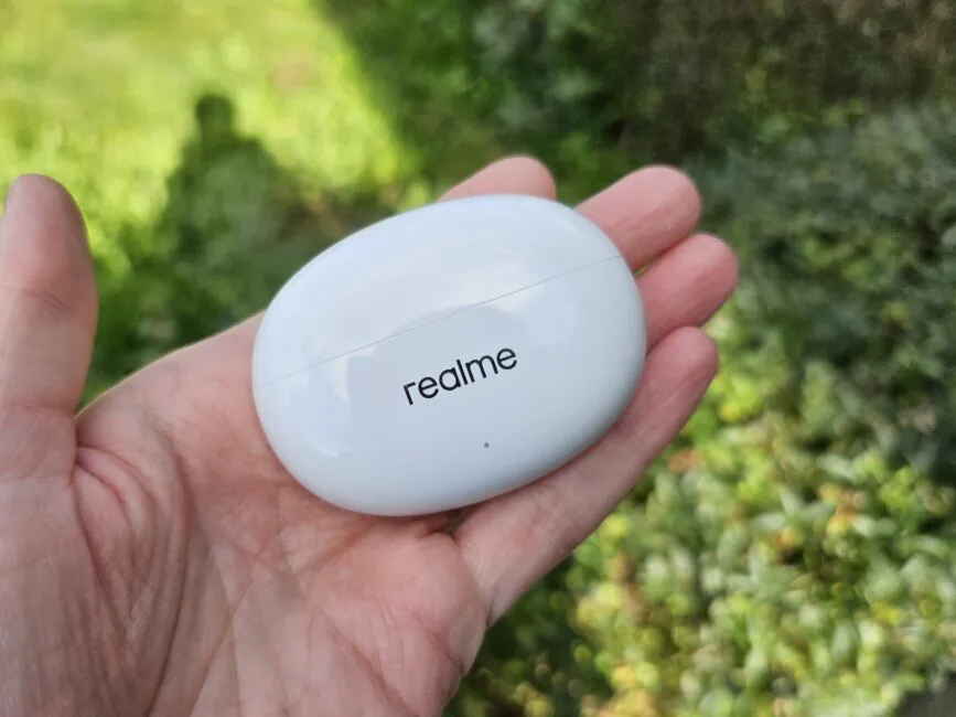 realme 芽空气5