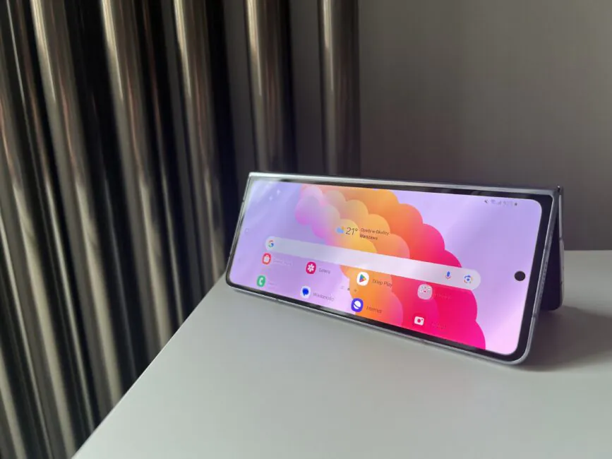 Galaxy Fold5