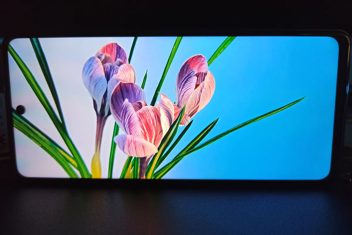 Tecno Pova 5