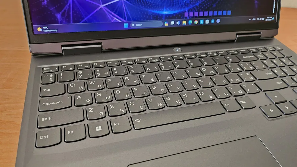 Lenovo LOQ 16