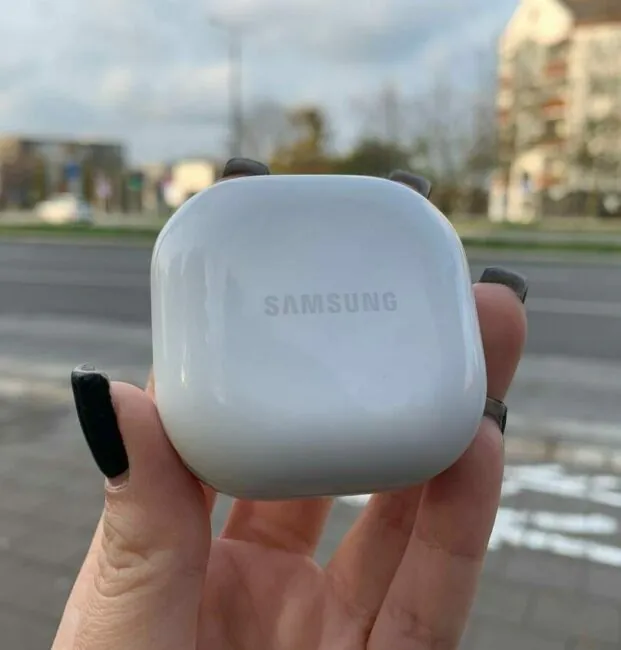 Samsung Galaxy Tomurcuklar FE