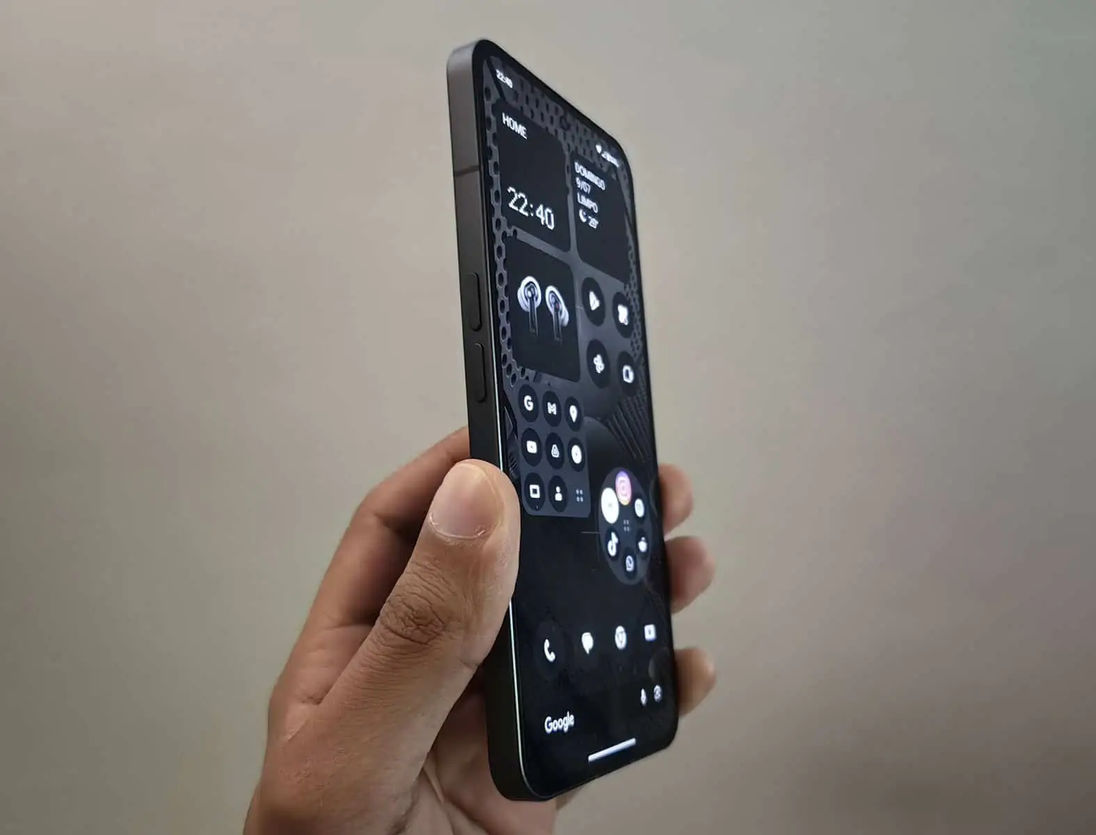Nothing-Phone-2