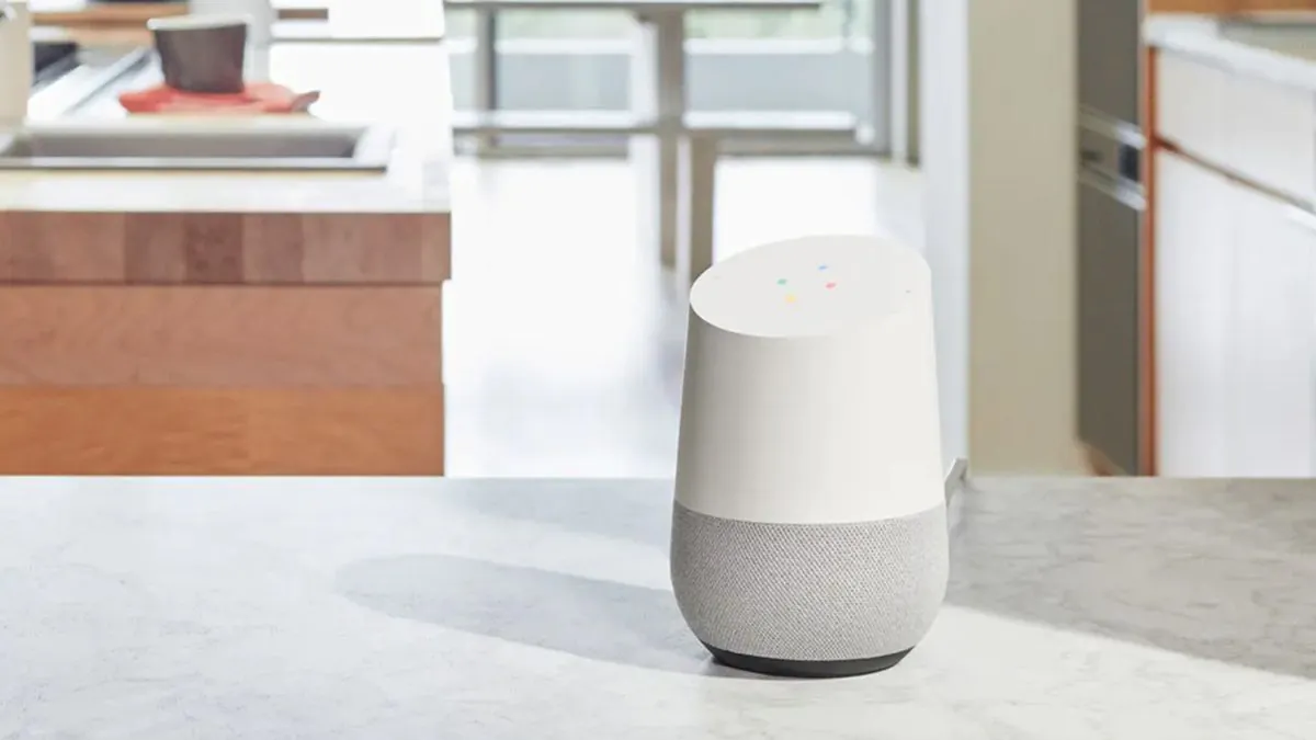 Власники Google Home і Home Mini говорять про проблеми з пристроями