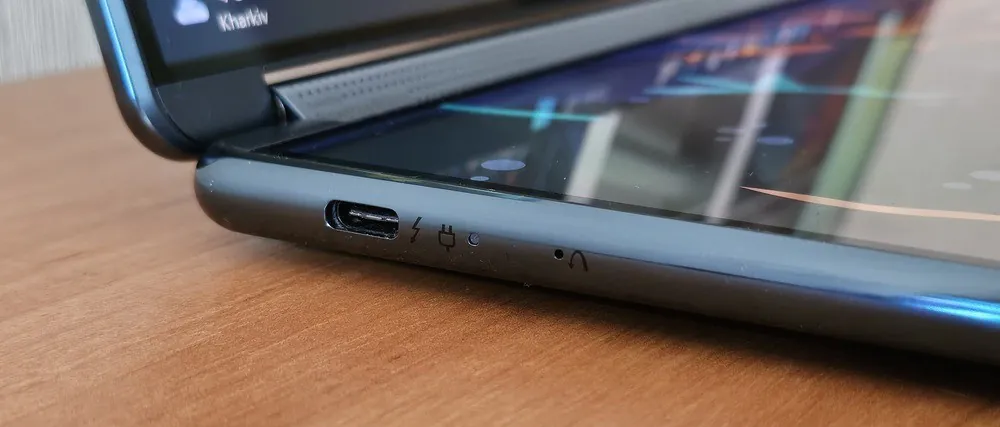 Lenovo Yoga Book 9