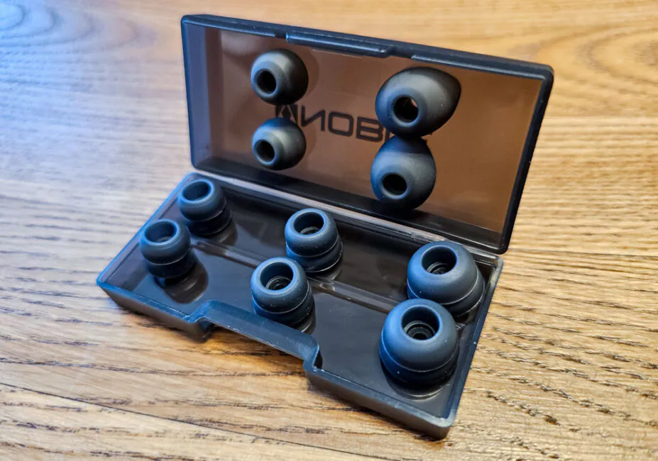 Noble Audio FoKus Mystique: What in the box?