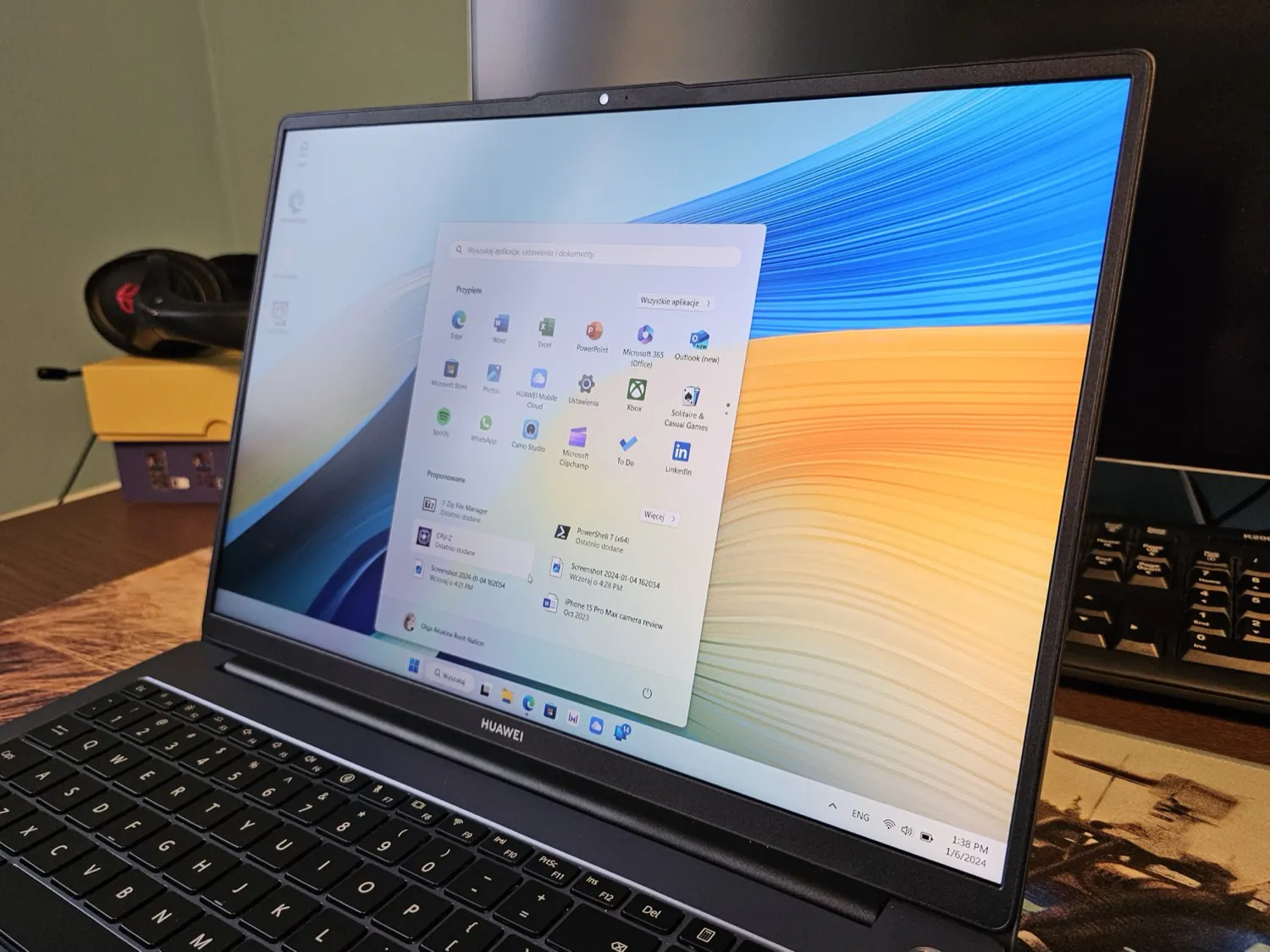 MateBook D 16 2024