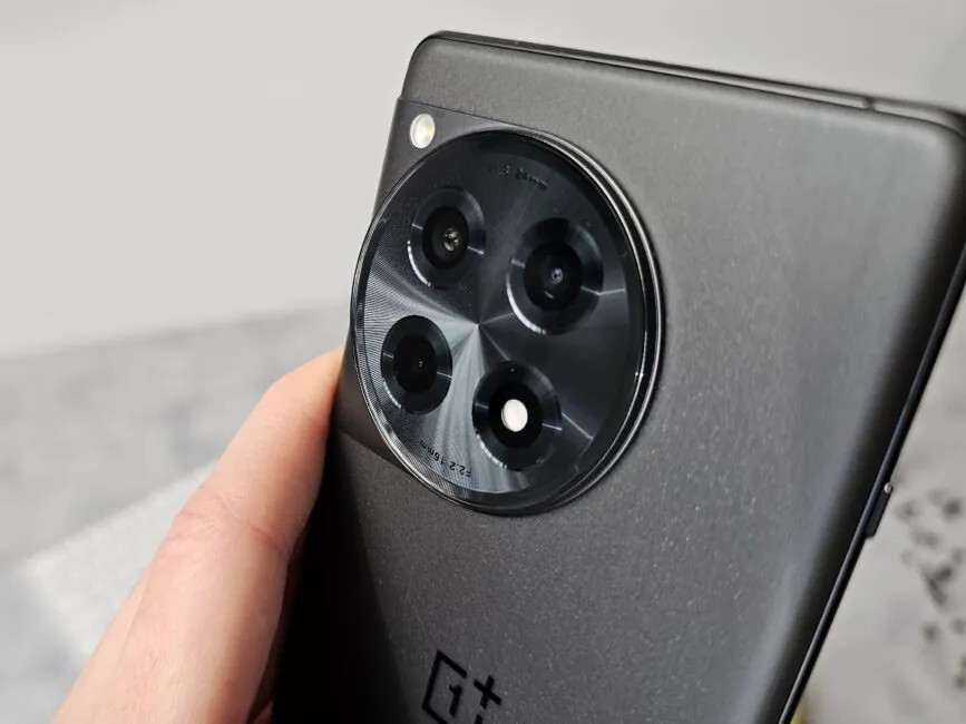 OnePlus 12R Cameras