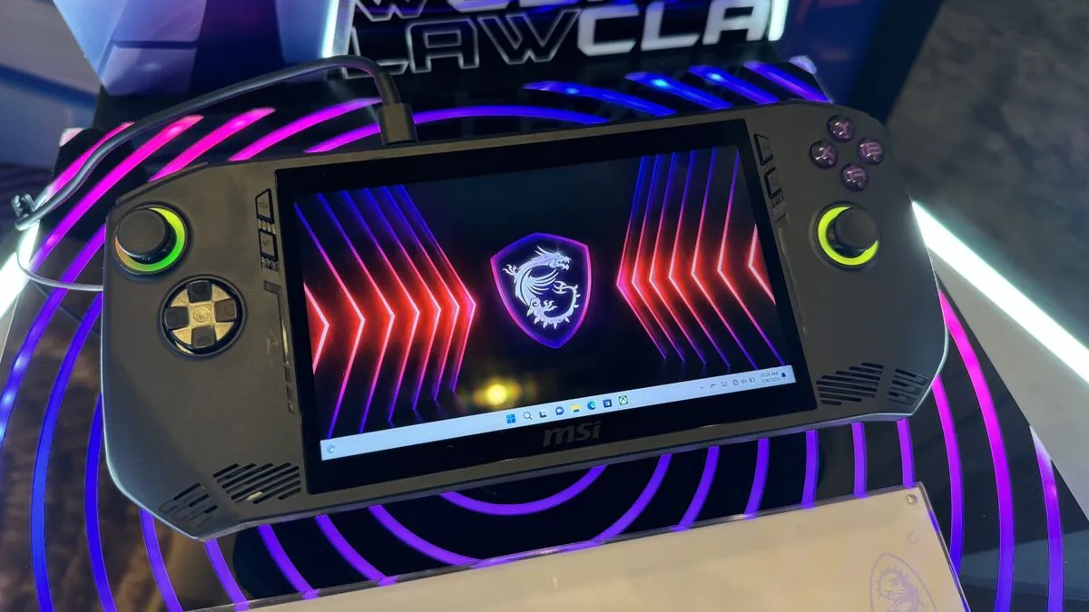 MSI Claw 휴대용 게임기의 가격과 사양이 인터넷에 공개되었습니다.