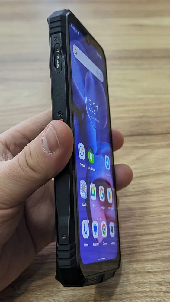 DOOGEE V30 Pro screen viewing angles