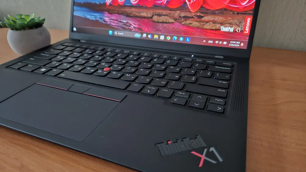 Lenovo ThinkPad X1 Carbon Gen 11"
