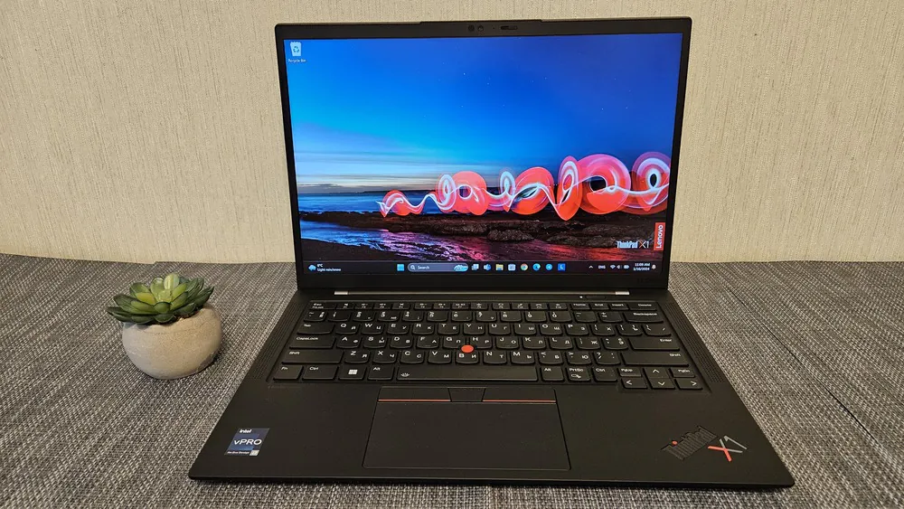 Lenovo ThinkPad X1 Carbon Gen 11"