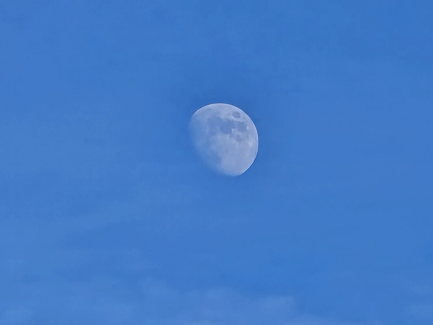 S24 ultra moon photo