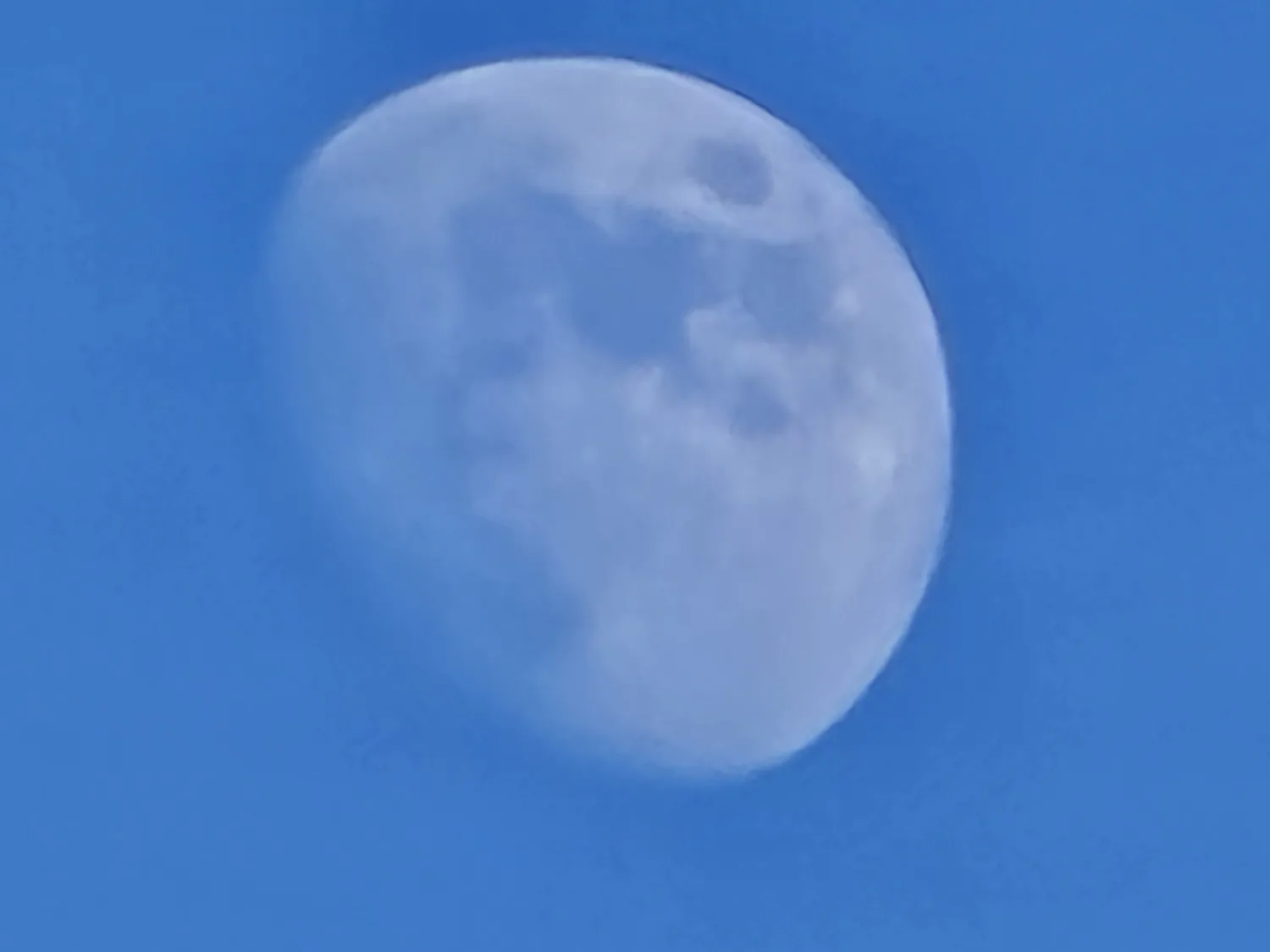 S24 ultra moon photo