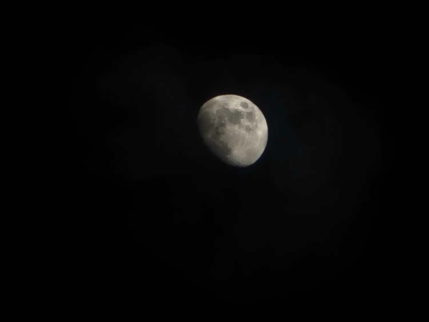 S24 ultra moon photo