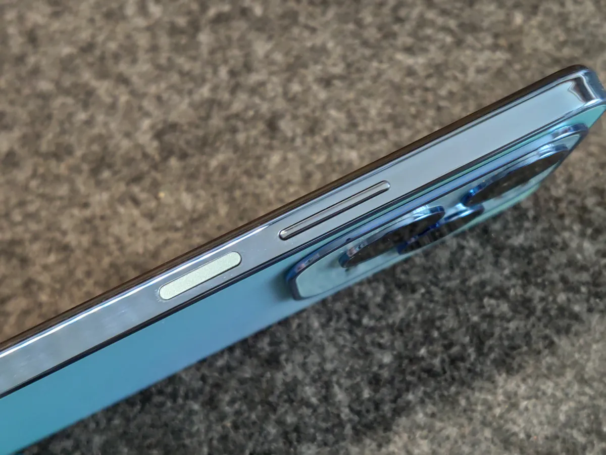 Infinix HOT 40