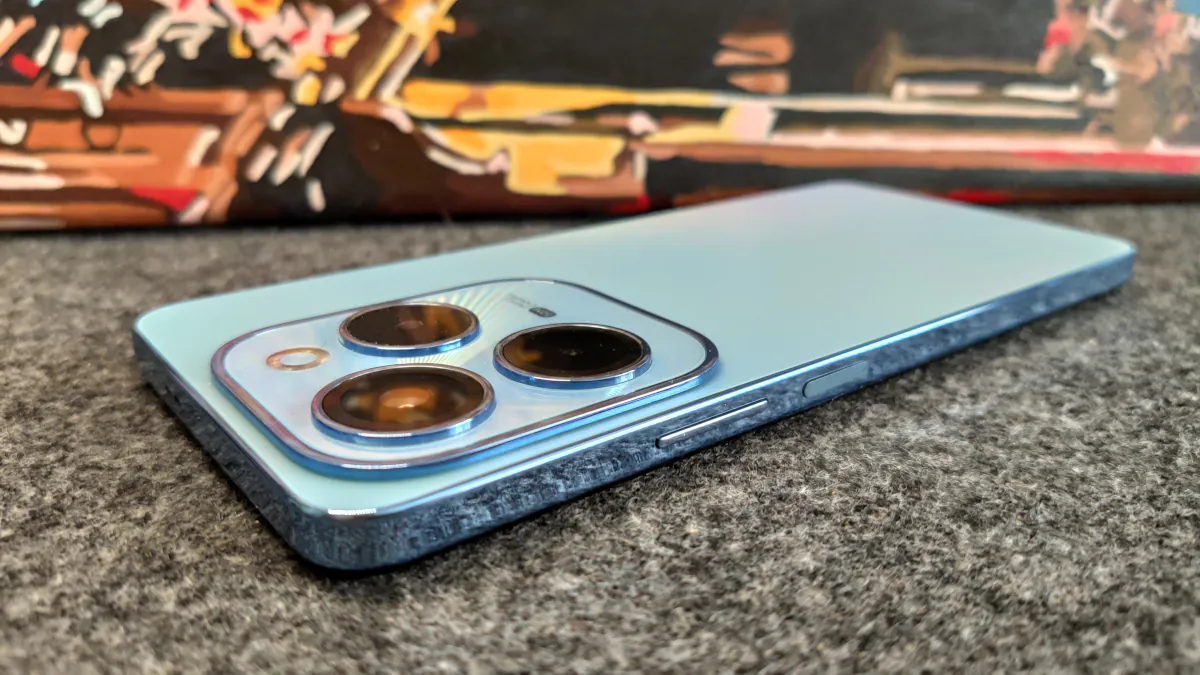 Infinix HOT 40