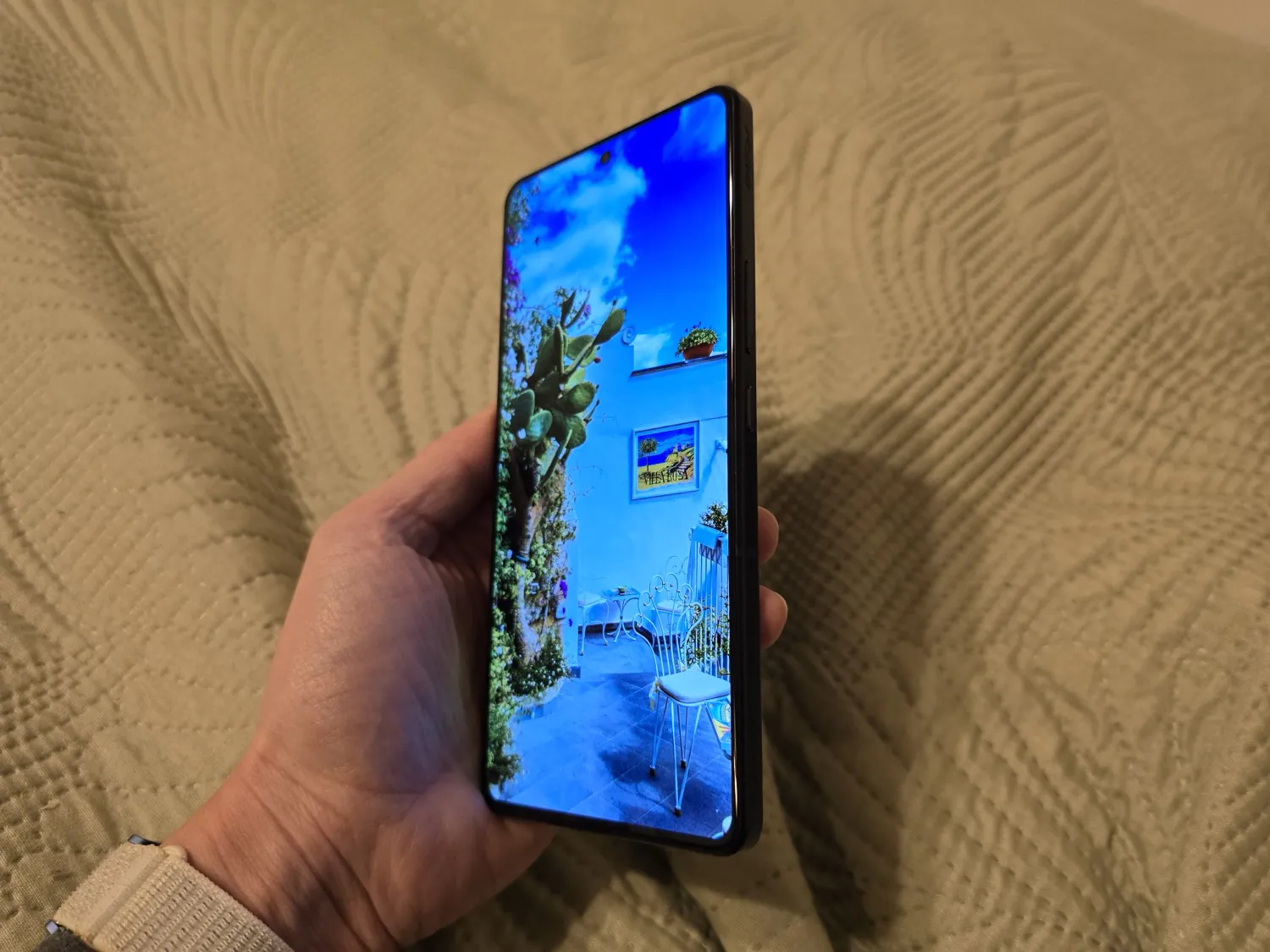 ASUS ROG Phone 8 Pro