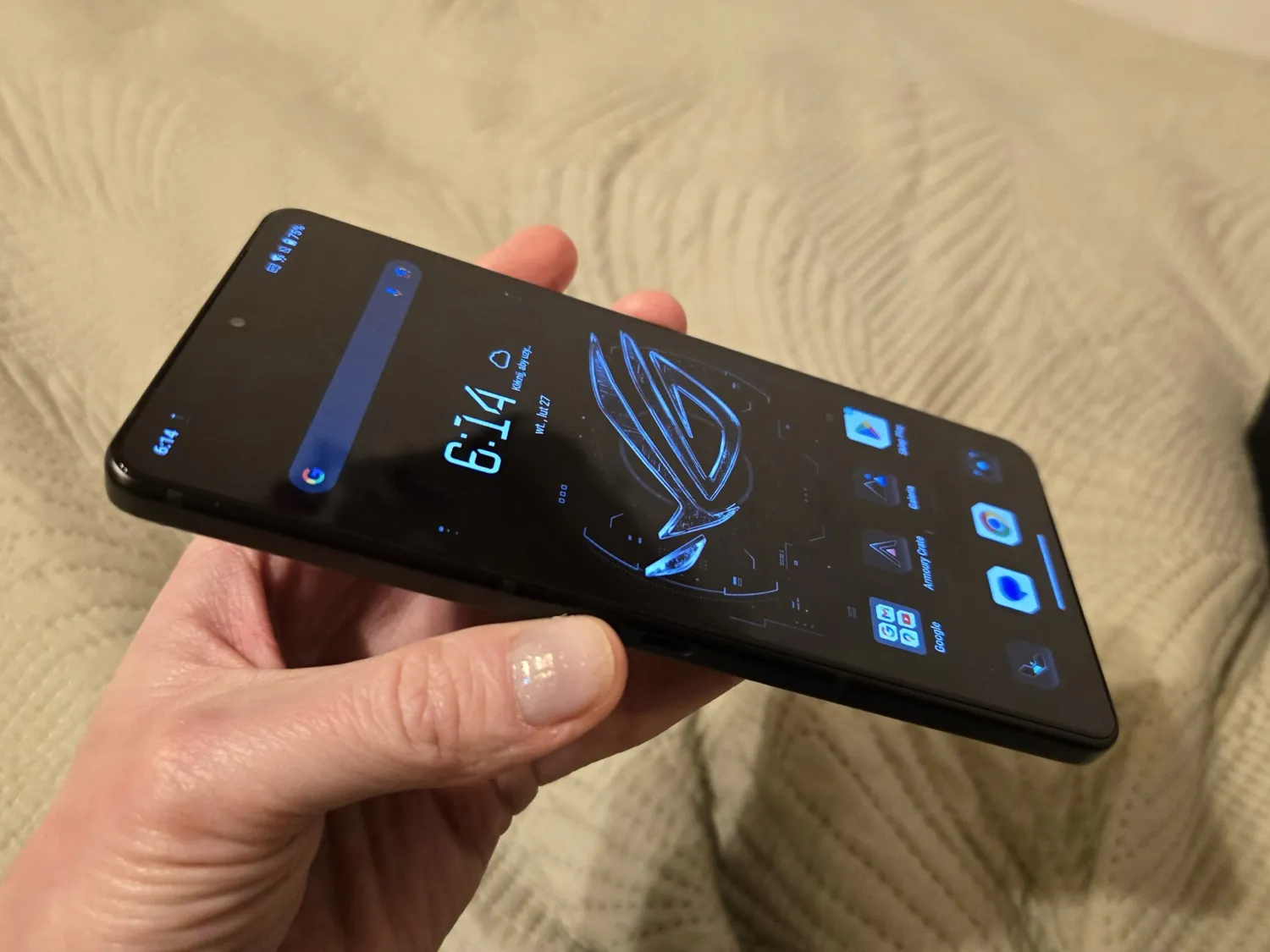 ASUS ROG Phone 8 Pro