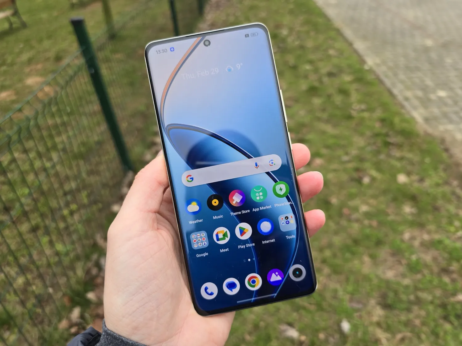 realme 12 Pro screen