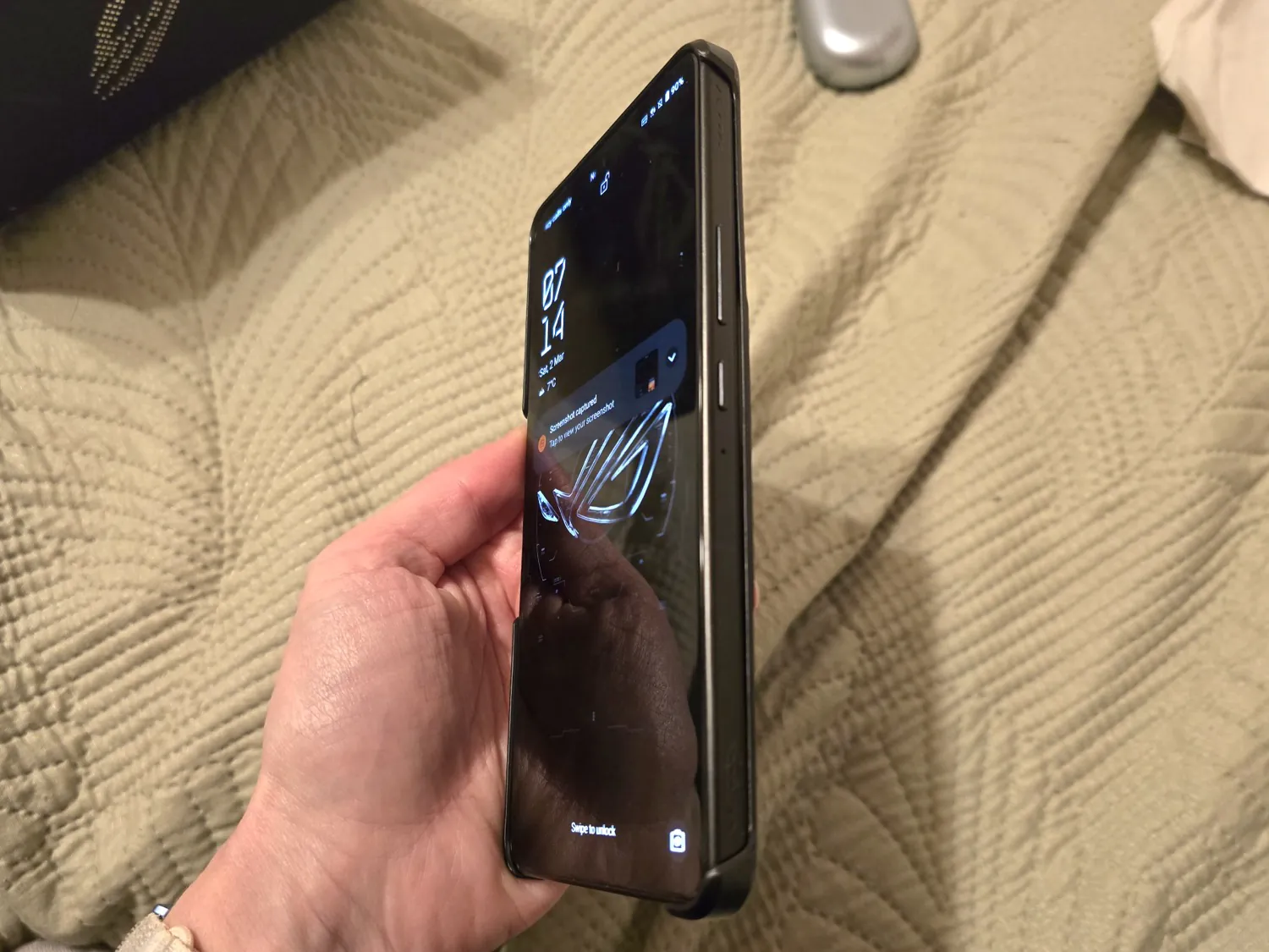 ASUS ROG Phone 8 Pro case