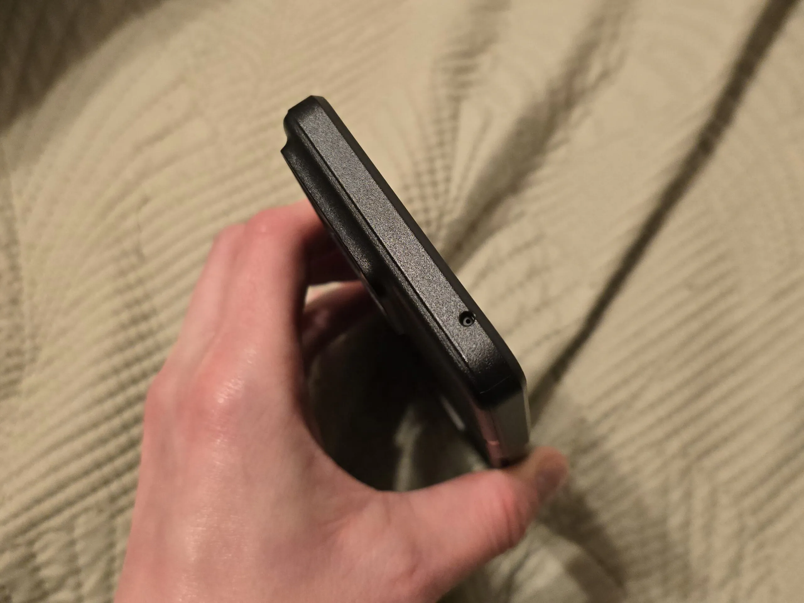 ASUS ROG Phone 8 Pro case