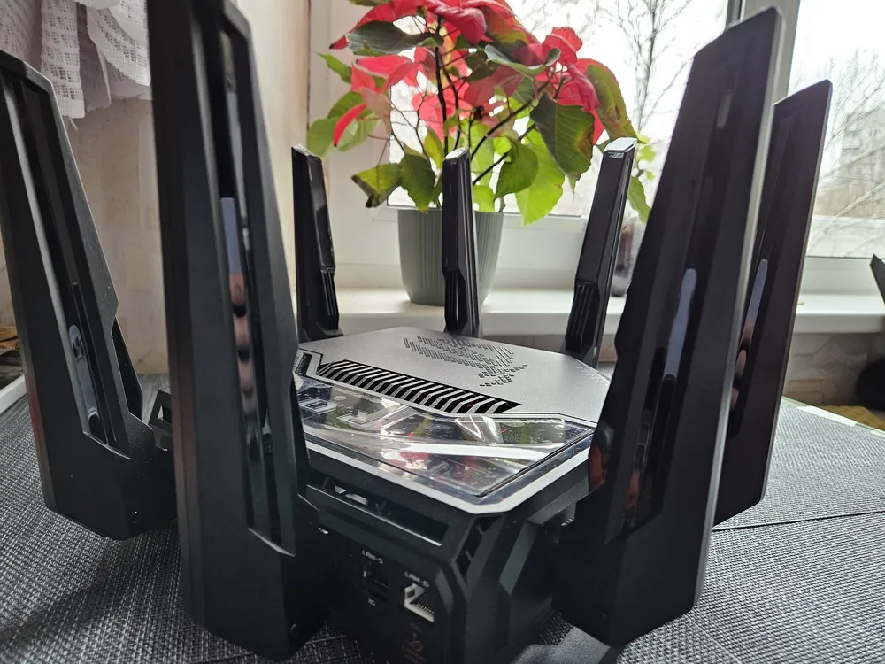 ASUS ROG 狂喜GT-BE98