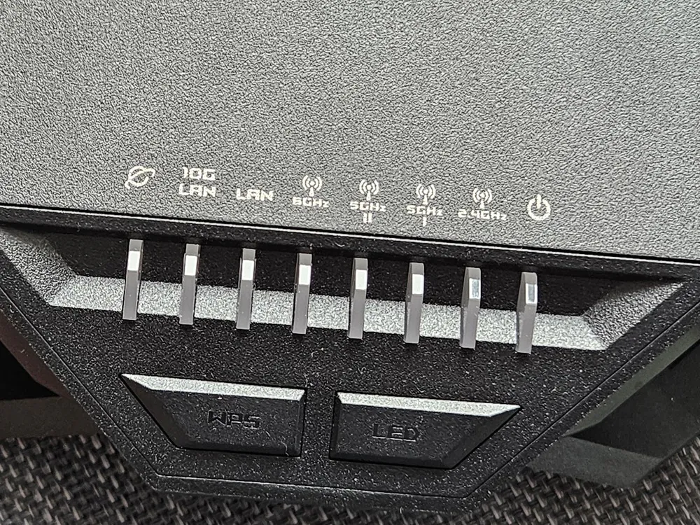 ASUS ROG 狂喜GT-BE98