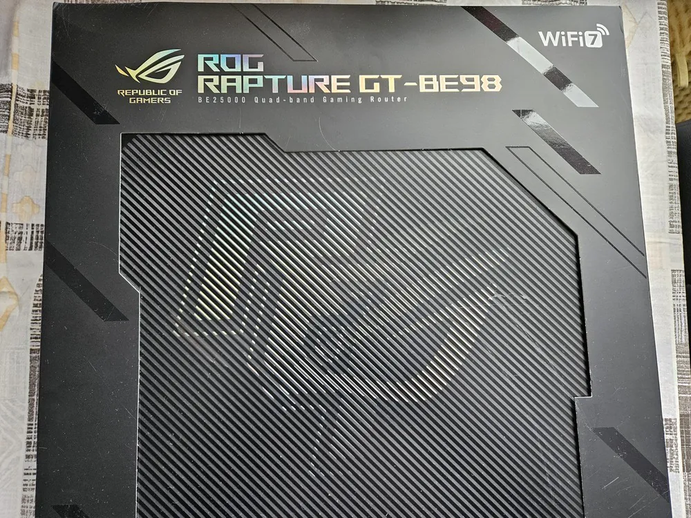 ASUS ROG 狂喜GT-BE98