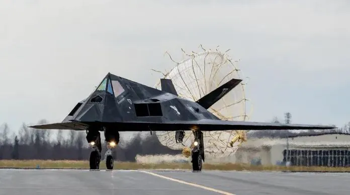 F-117 Nighthawk