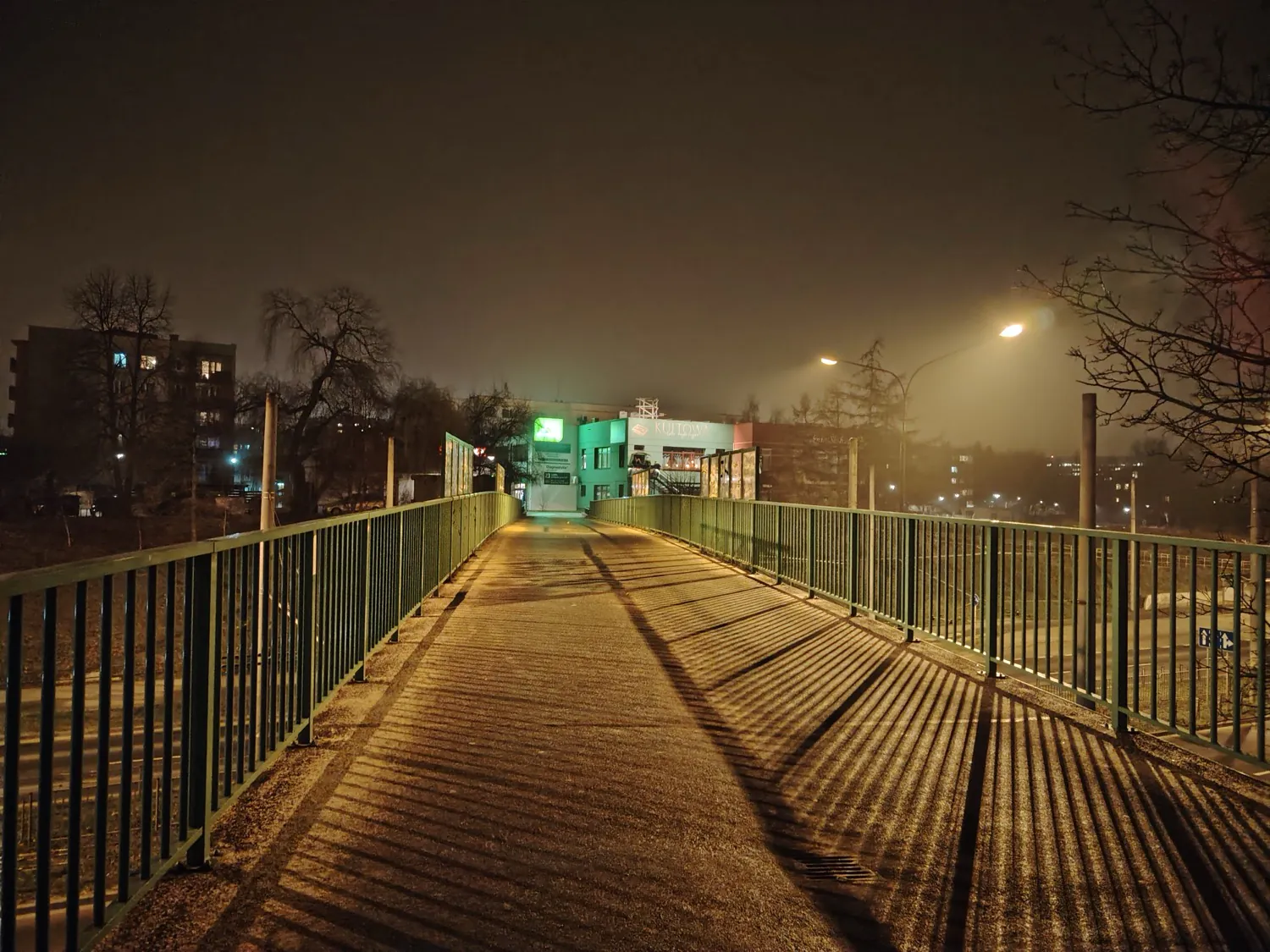 HONOR Magic6 Lite - night photo