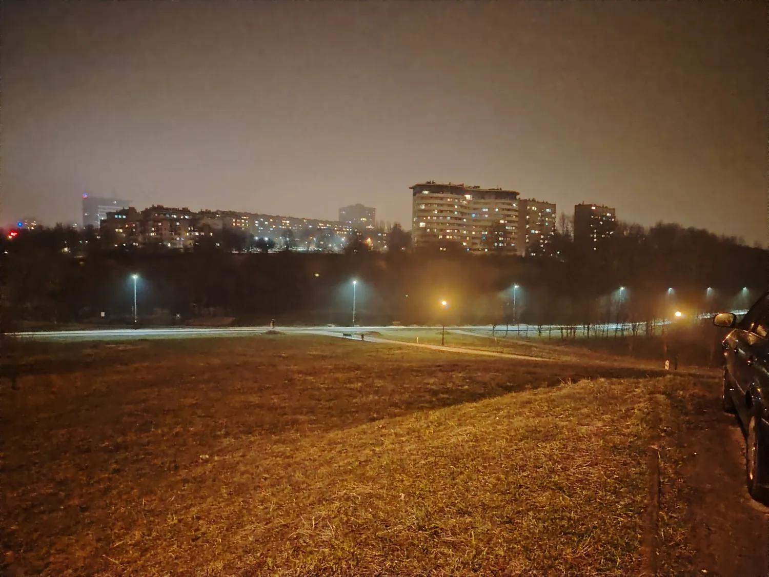 HONOR Magic6 Lite - night photo