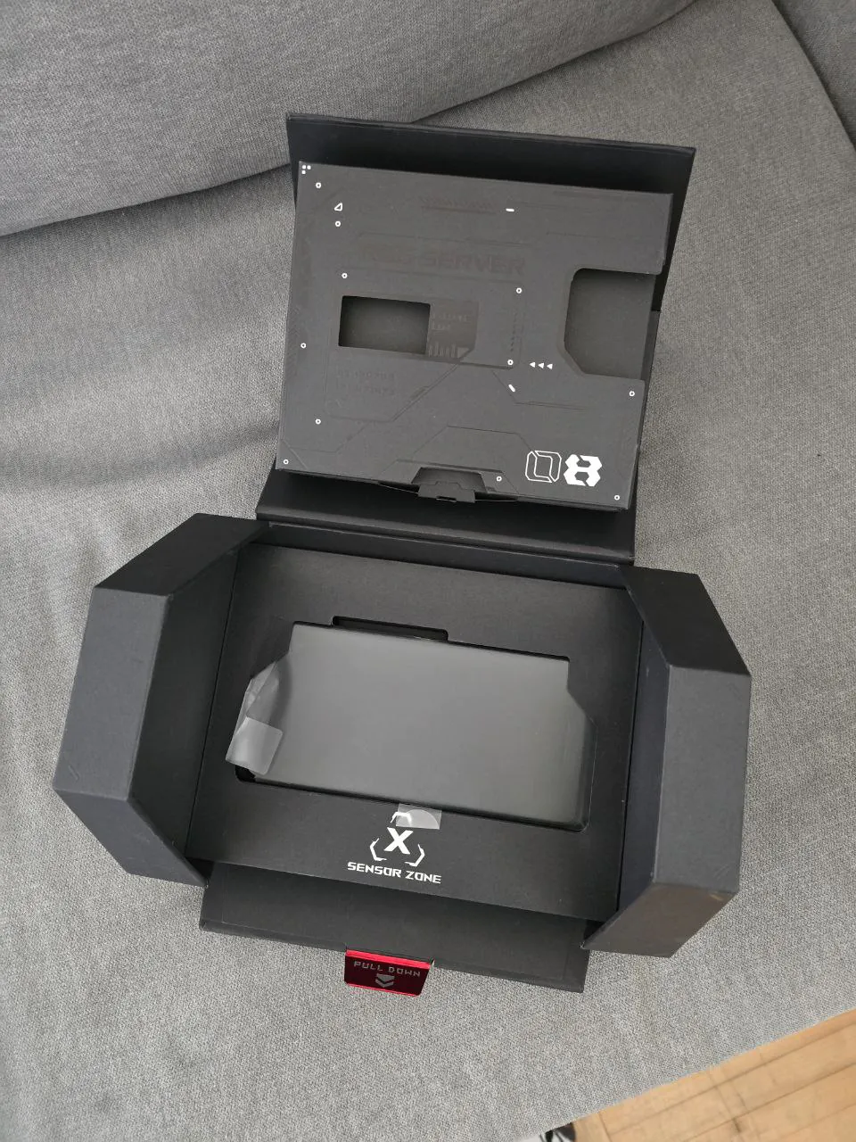 ASUS ROG Phone 8 Pro