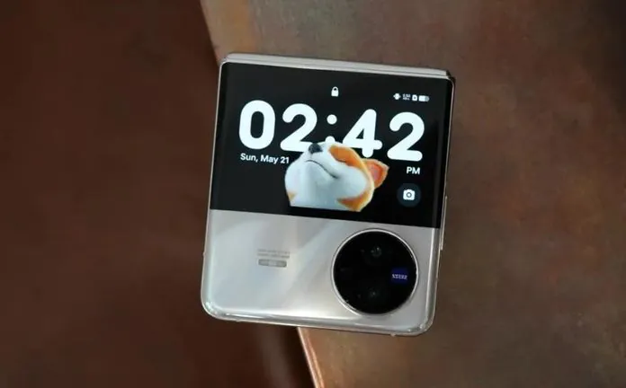 vivo X Flip