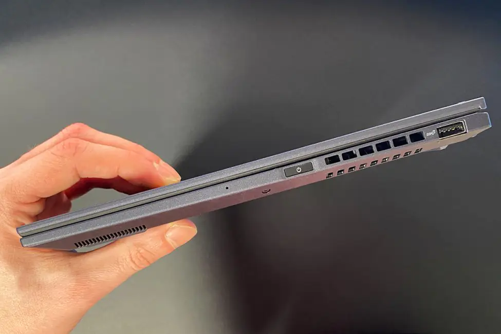 ASUS ExpertBook B9 OLED (B9403CVAR)