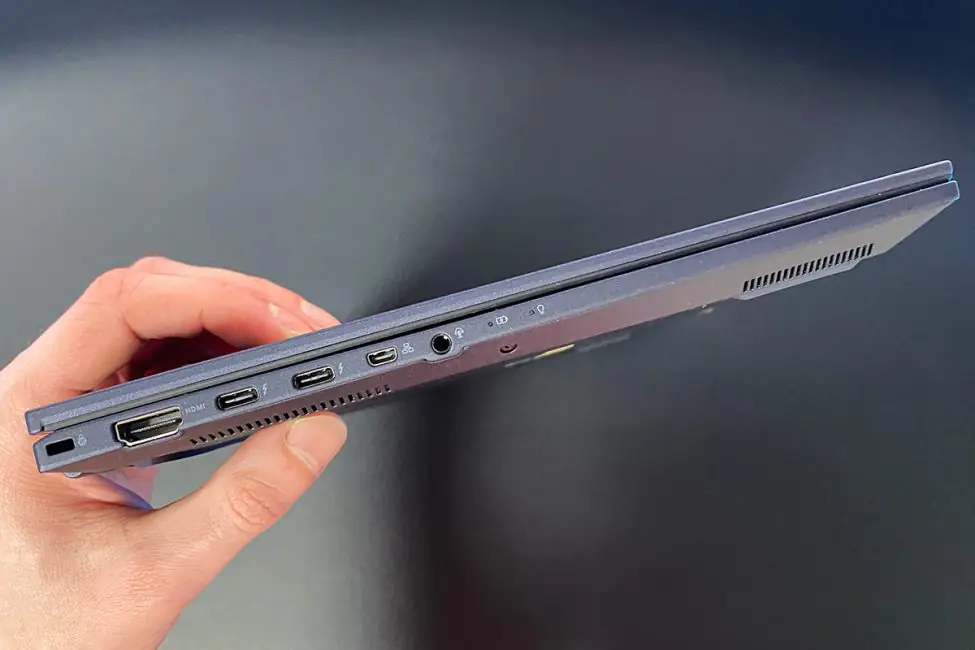 ASUS ExpertBook B9 OLED (B9403CVAR)