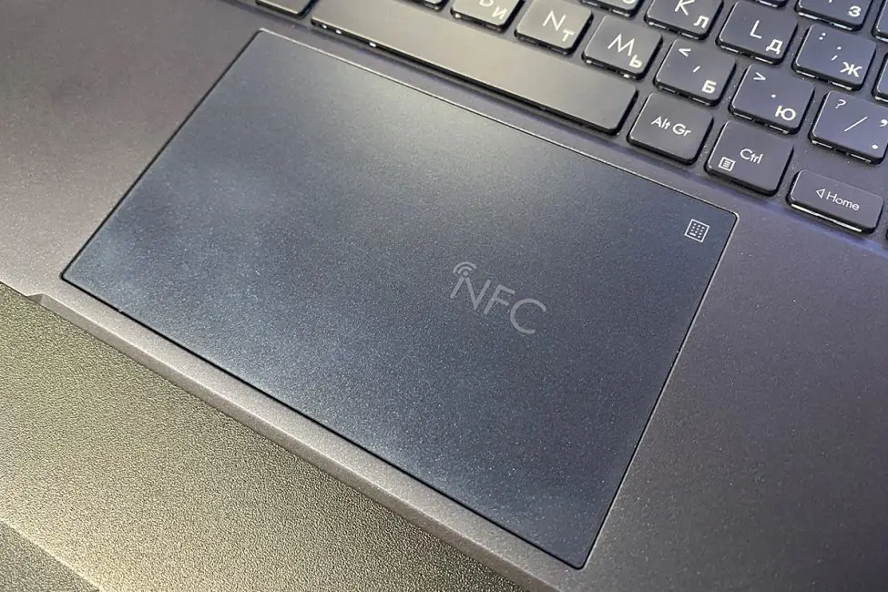 ASUS ExpertBook B9 OLED (B9403CVAR)