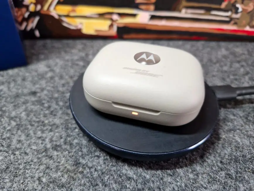 Motorola Moto Buds+