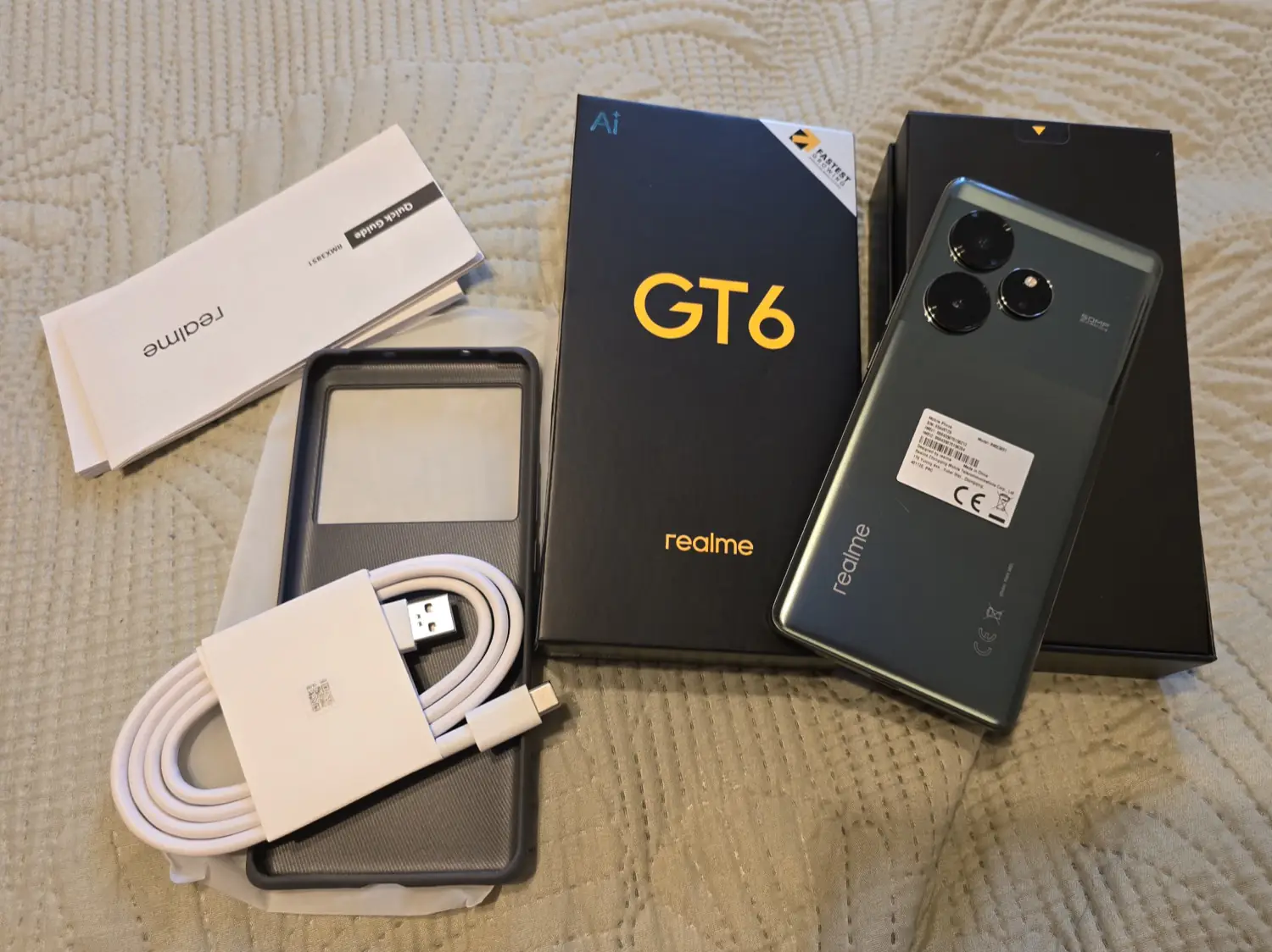 realme GT6